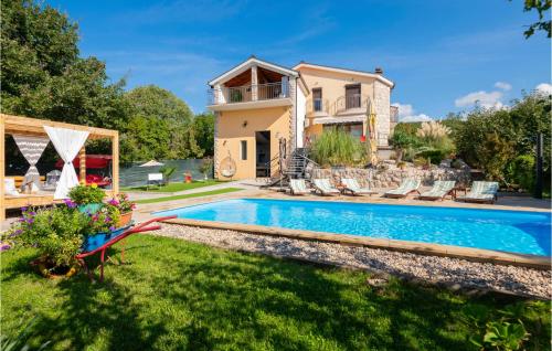 Nice Home in Vinjani Donji With Wifi and 5 Bedrooms — 4-Star Luxury Hotel in Imotski, Croatia
