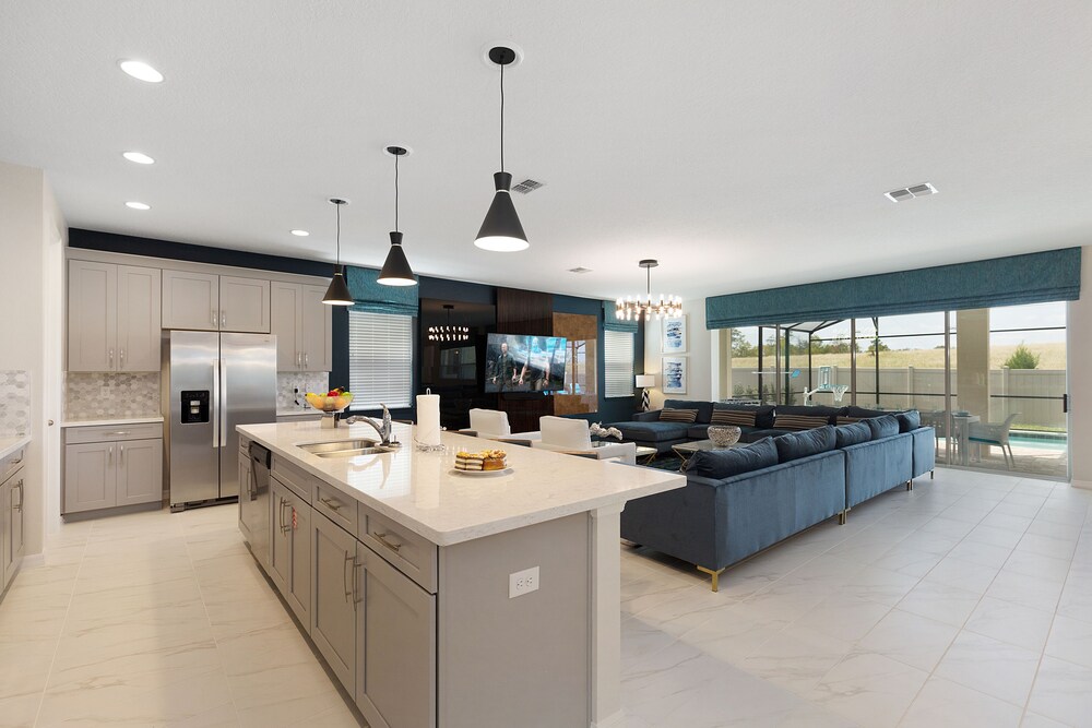 Solara Resort Luxury 9 Bedroom Homes - photo 28