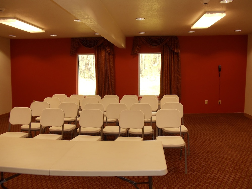 Star City Inn & Suites - photo 25