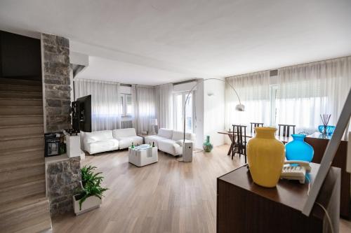 Casa Summer — 4-Star Luxury Hotel in Cecina, Italy