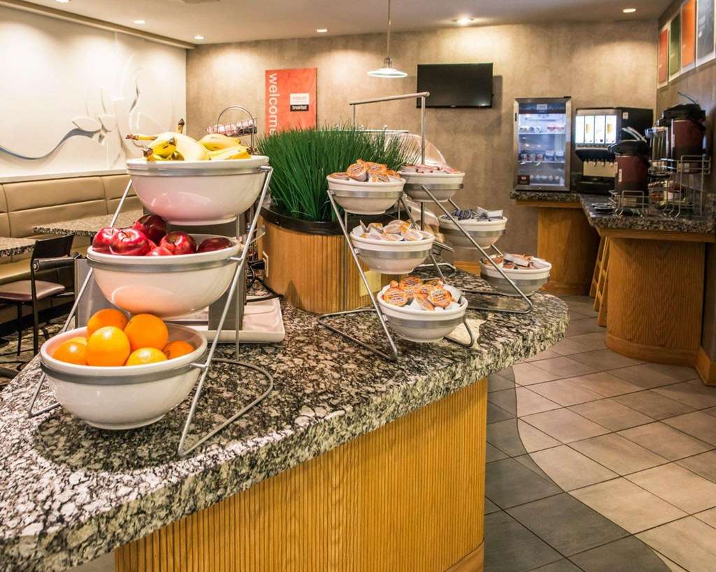 Comfort Suites Monroeville Pittsburgh East - photo 55