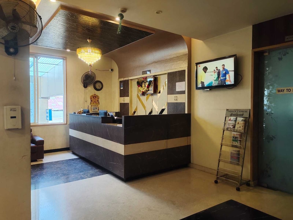 Hotel RKV Residency — hotel in Krishnagiri