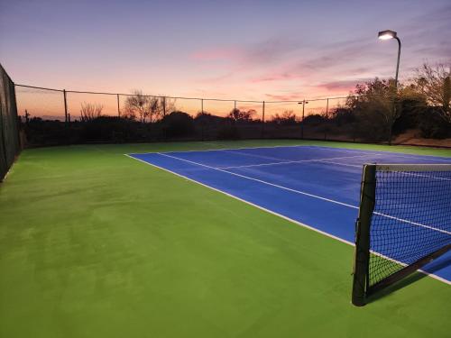 Private Luxury Estate on 5 acres in Scottsdale, United States