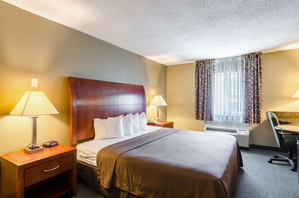 Quality Inn Chicopee Springfield - photo 16