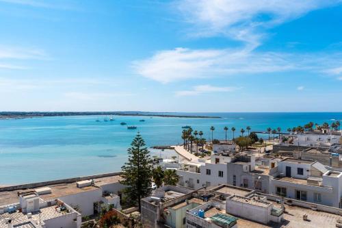 Vista mare Charme Apartament — 4-Star Luxury Hotel in Porto Cesareo, Italy