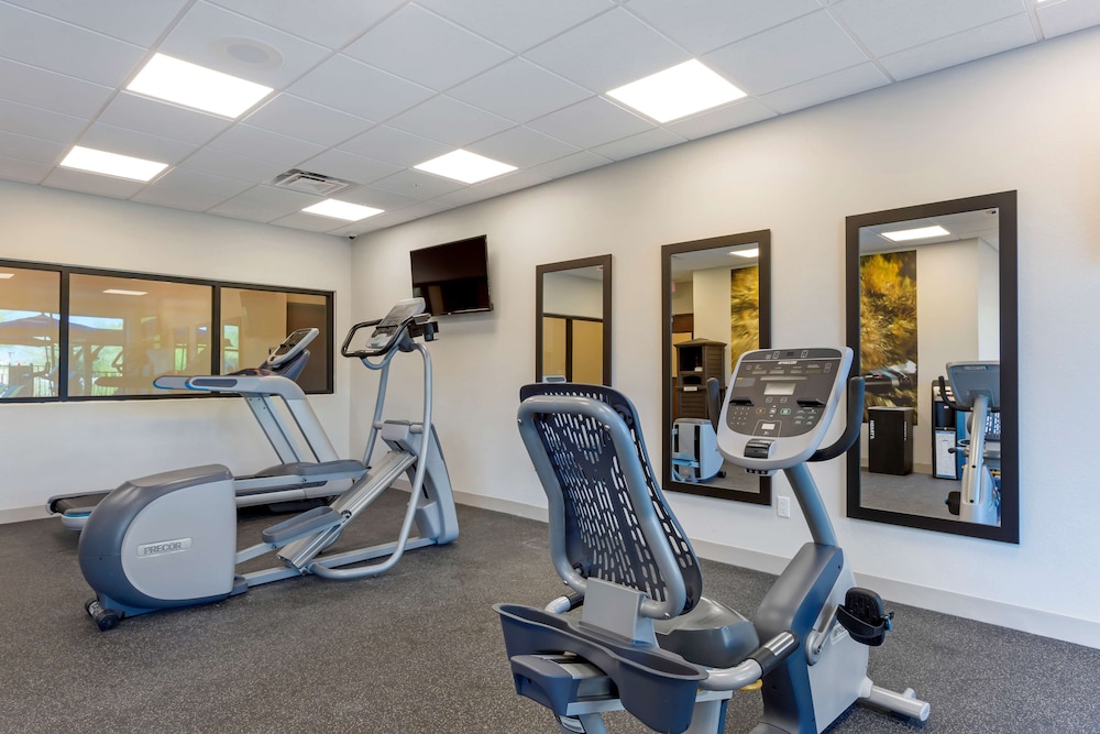 Best Western Plus Executive Residency Phoenix North Happy Valley - photo 54