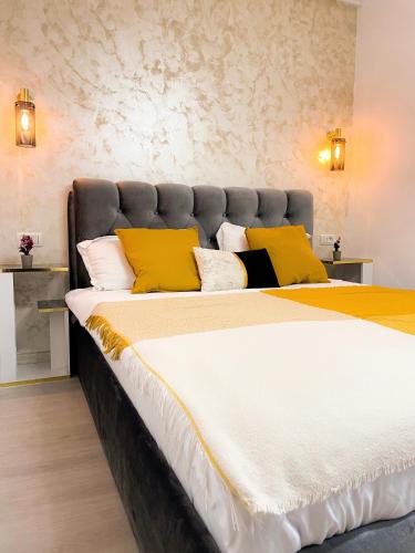 Metropolis Elegance — 4-Star Luxury Hotel in Bucharest, Romania