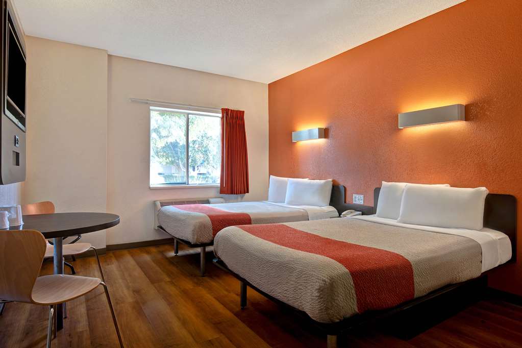 Motel 6 Gilroy CA - photo 12