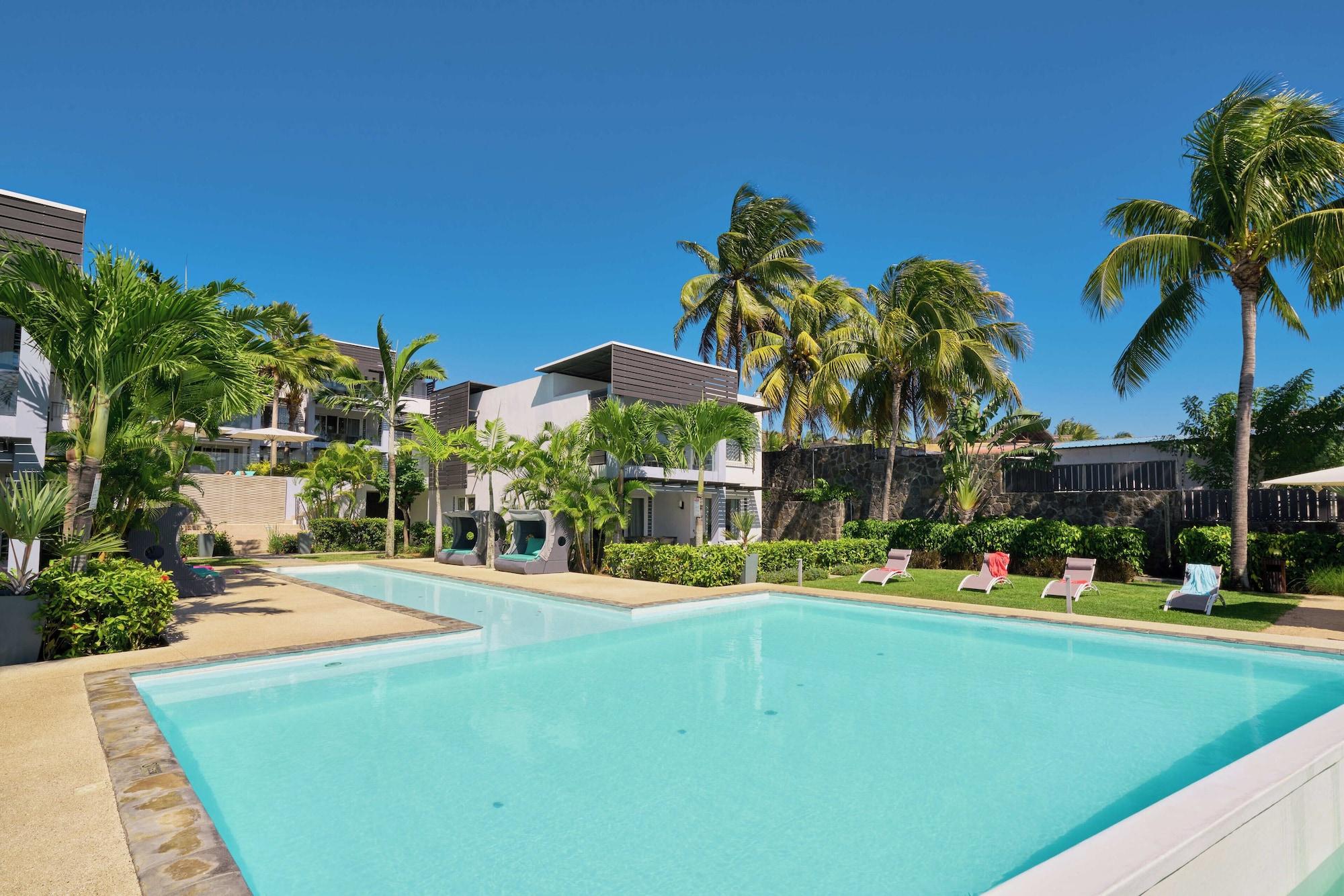 Plage Bleue Beachfront Apartments By Lov — 5-Star Luxury Hotel in Pointe Aux Piments, Mauritius
