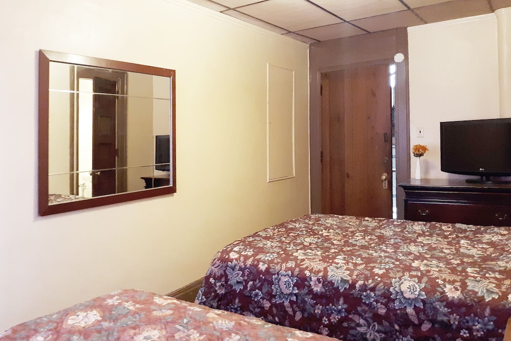 Oyo Hotel Bradford Main St Pa - photo 8