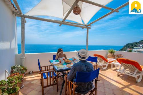 Casa Elisabetta — 4-Star Luxury Hotel in Praiano, Italy