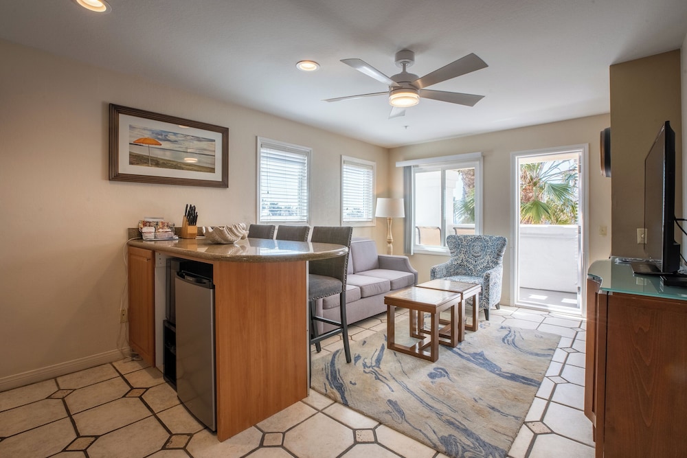 San Clemente Cove Resort - photo 21
