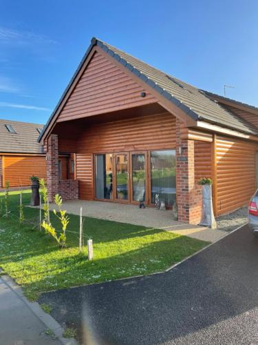 31 Cherry East Riding of Yorkshire Hot Tub & Fishing in Kingston Upon Hull, United Kingdom