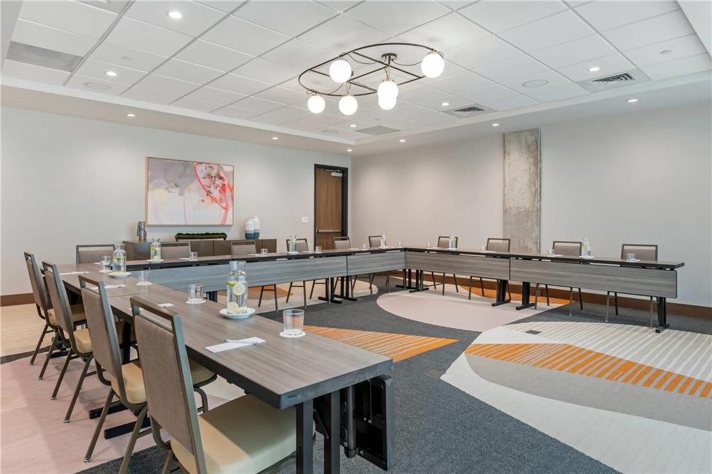 Cambria Hotel Austin Downtown - photo 63