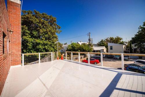Why Knot Getaway Rooftop with WaterView Unit E — Beaufort — photo 2