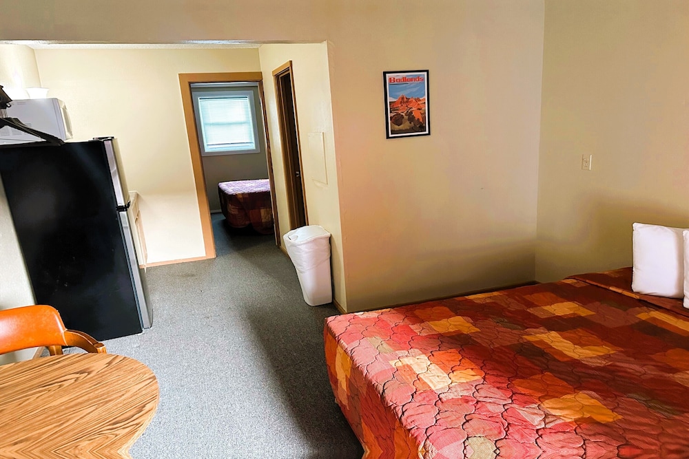 Love Hotels Kadoka by OYO at Badlands SD - photo 17