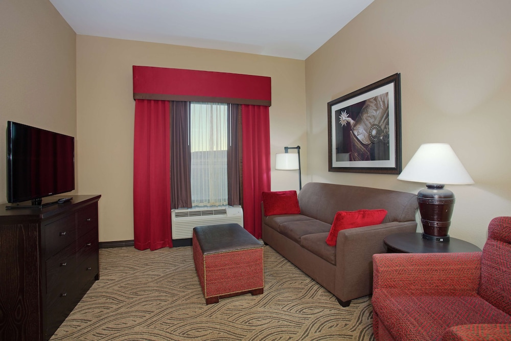 Hampton Inn & Suites I 35 Mulvane - photo 10
