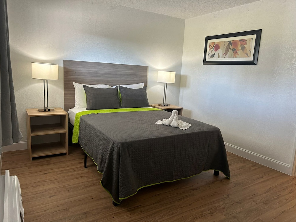 Weekly Inn - photo 13