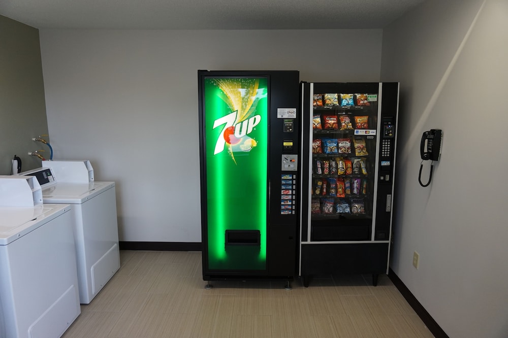 The Smart Stay Inn - photo 40
