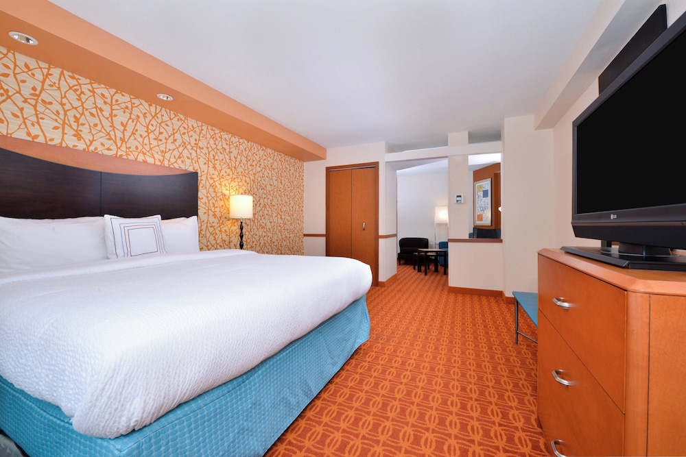 Fairfield Inn & Suites by Marriott Asheboro - photo 9