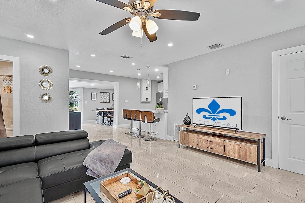 The Perfect Get Away Walk to Wilton Drive — hotel in Wilton Manors