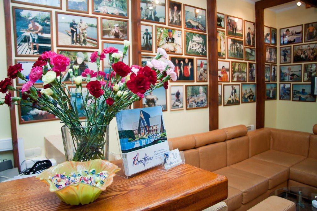 River House Hotel — hotel in Kirovskiy