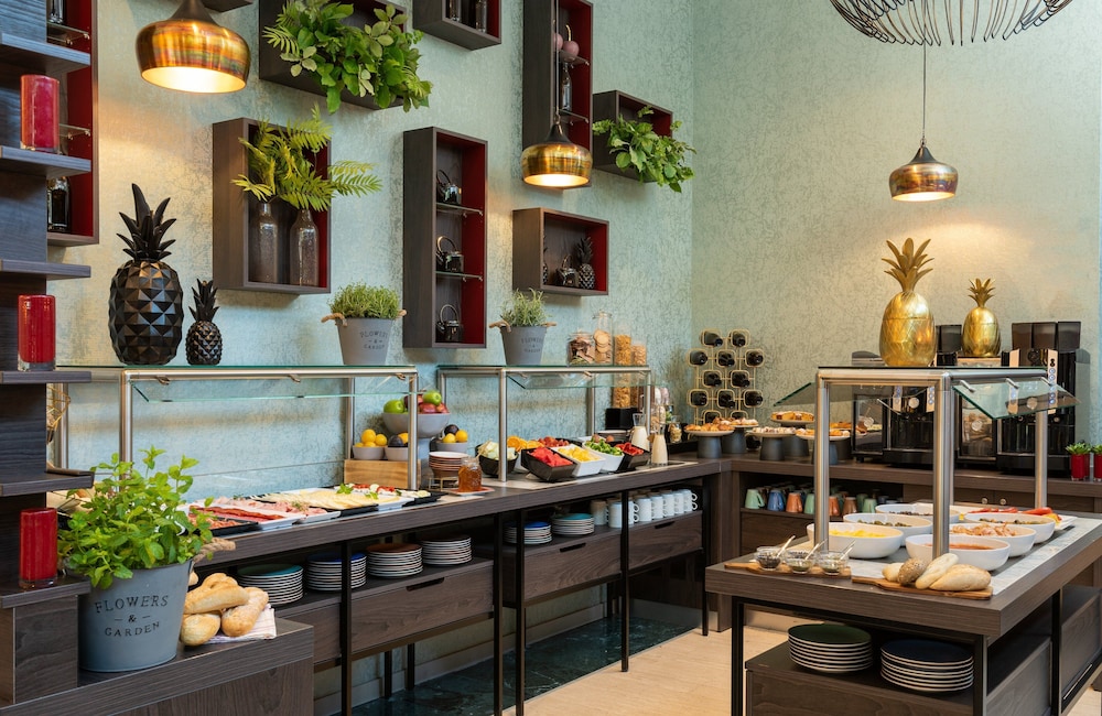 מזון ומשקאות