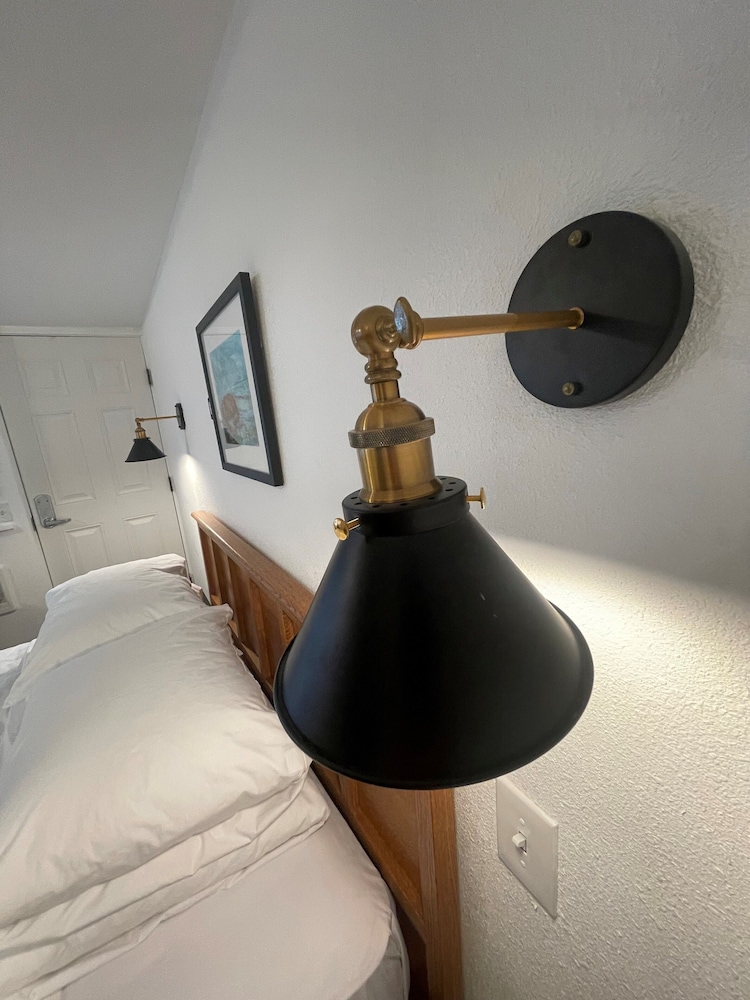 Seaview Motel & Cottages - photo 17