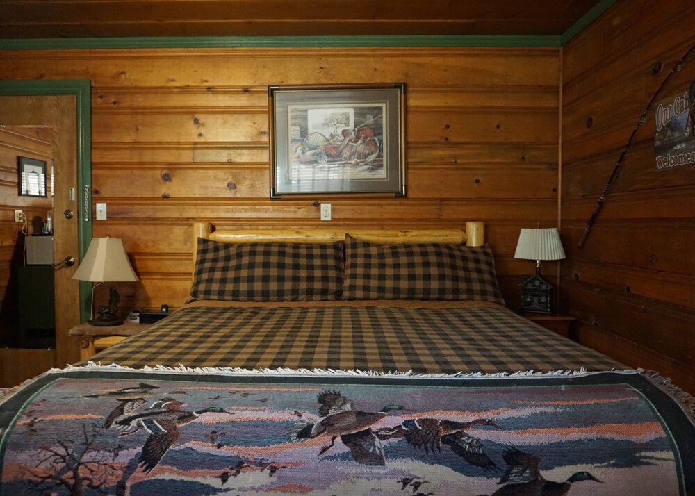 Shaver Lake Village Hotel - photo 11