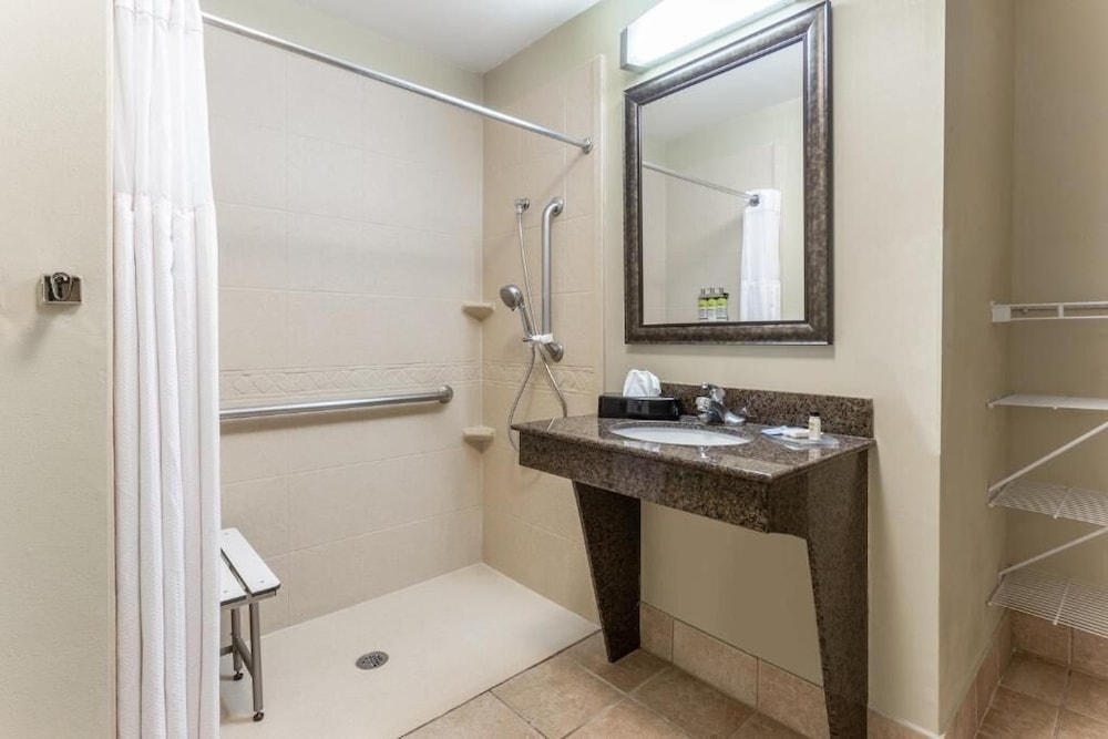 Candlewood Suites Harrisburg I 81 Hershey Area by IHG - photo 30