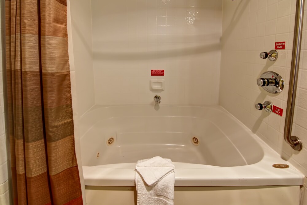 Pacific Inn of Redwood City - photo 41