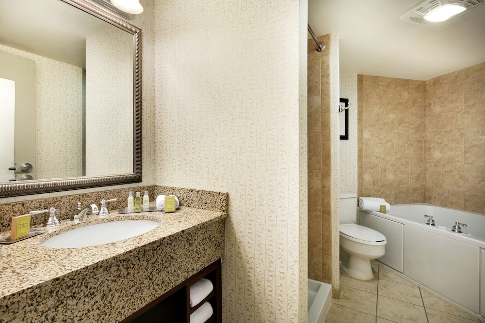 DoubleTree Resort by Hilton Lancaster - photo 34