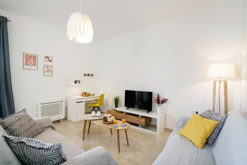 Alkmini Apartment — Loutra — photo 4