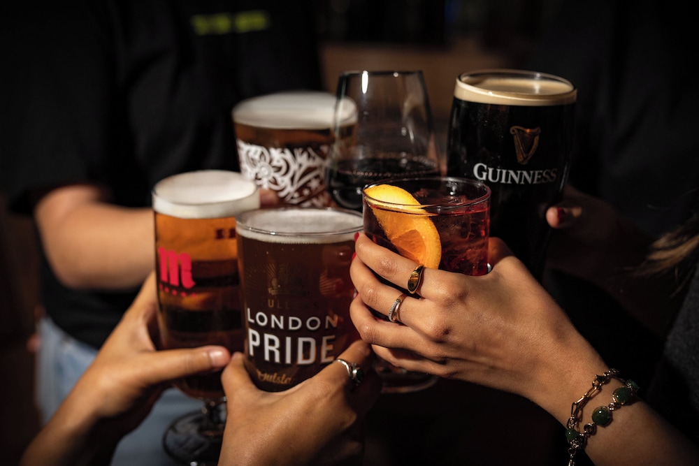 מזון ומשקאות