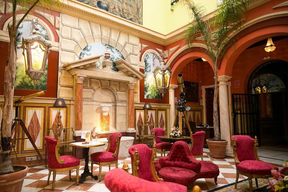 Hotel Ateneo Sevilla — 4-Star Luxury Hotel in Sevilla, Spain