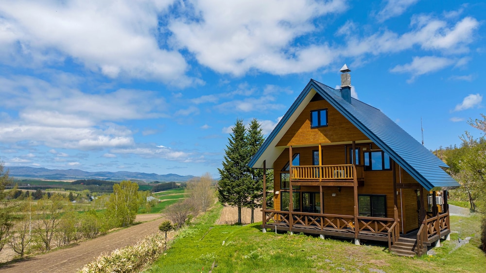 Wilderness Inn - carbon neutral hotel in Enterprise