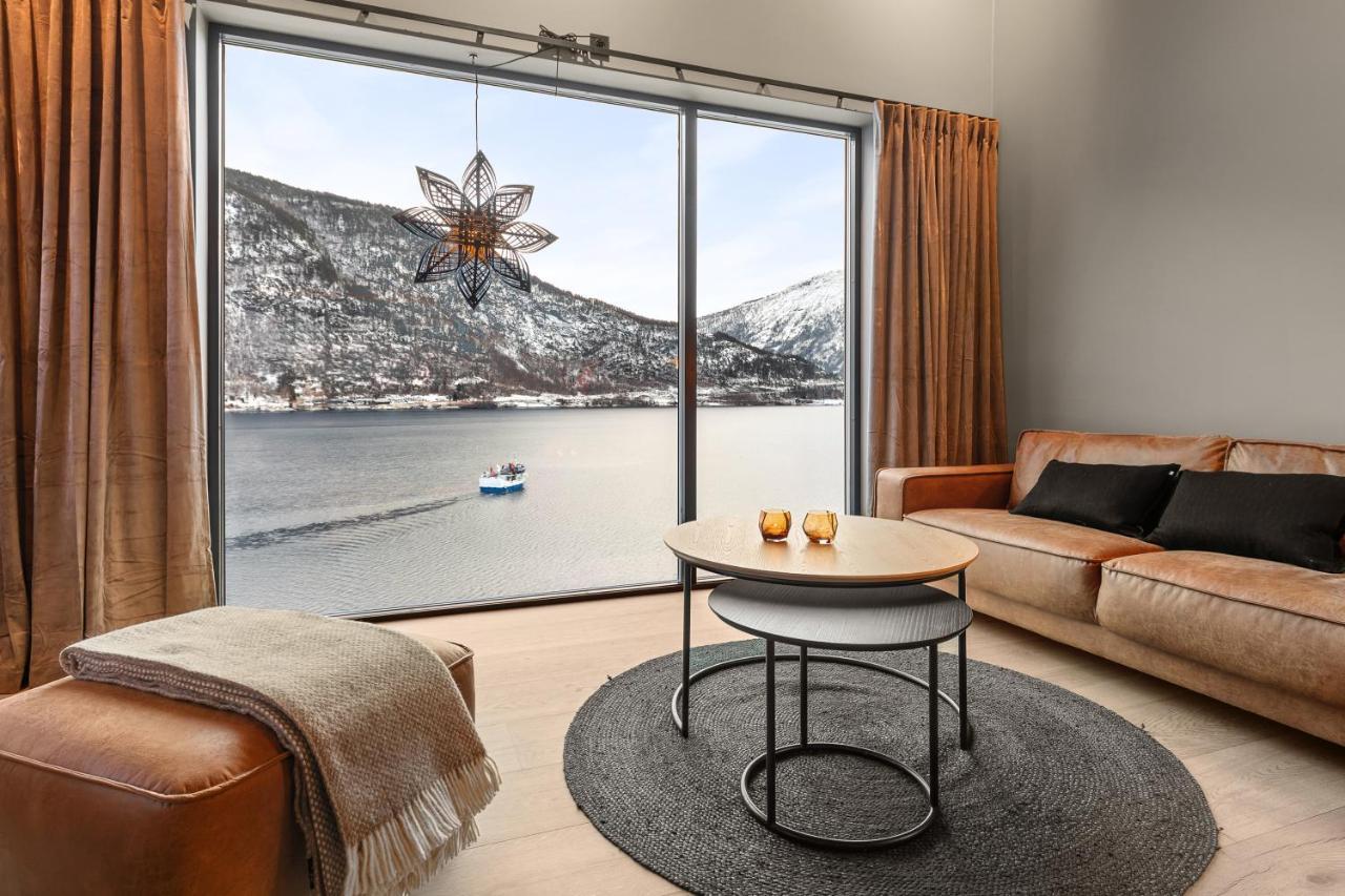 Toppleilighet på bryggen i Sogndal med fantastisk utsikt — 4-Star Luxury Hotel in Sogndal, Norway