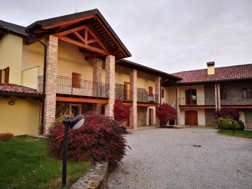 Pizzulin Wine & Living - carbon neutral hotel in Prepotto
