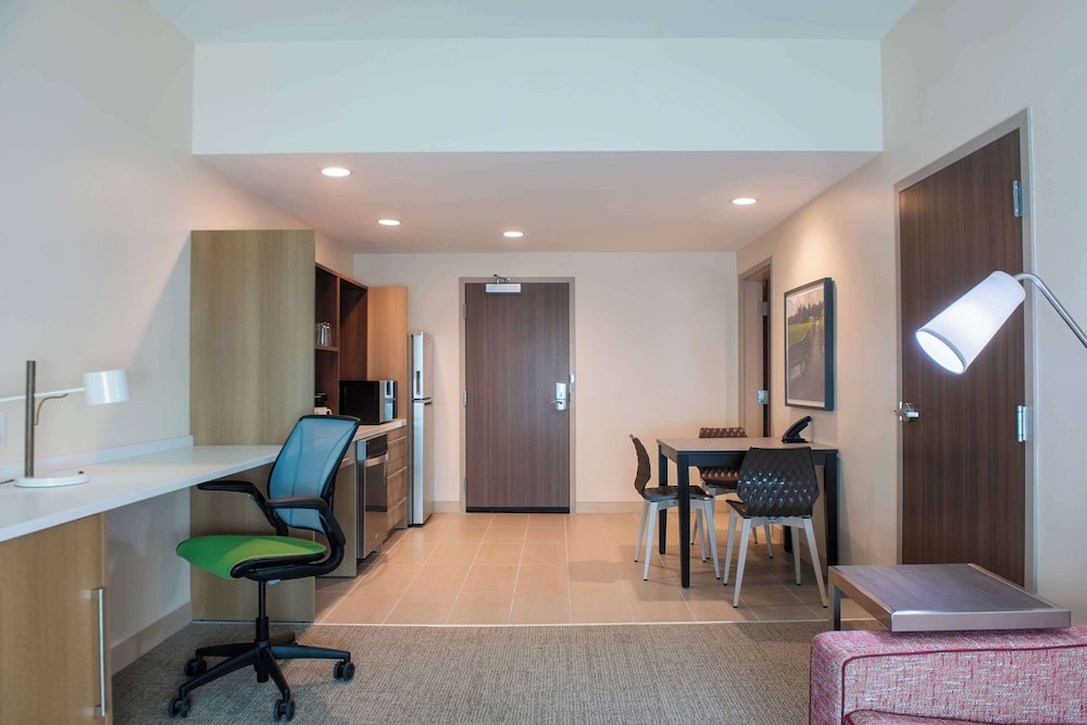 Home2 Suites by Hilton Kingsland - photo 11