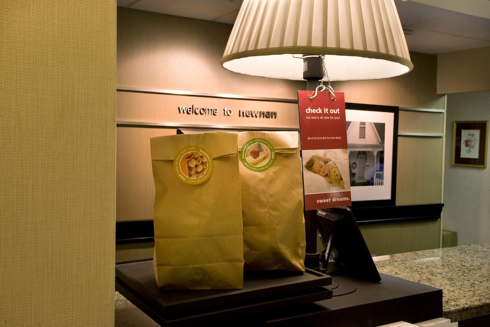 Hampton Inn Atlanta Newnan - photo 35