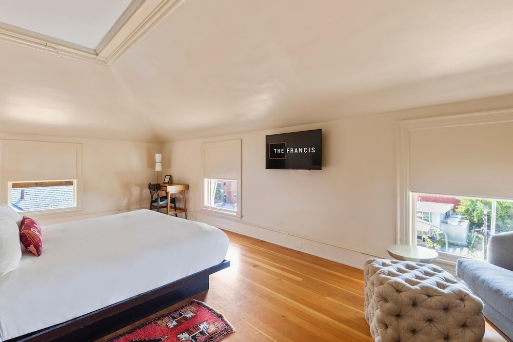 The Francis - photo 5