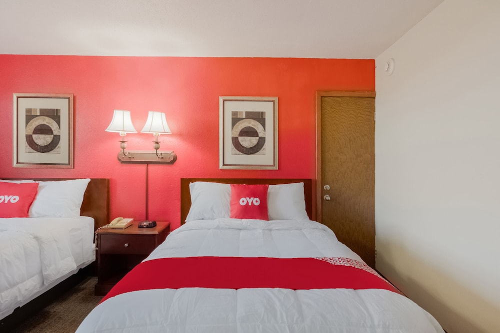 OYO Hotel Morton East Peoria I 74 - photo 7