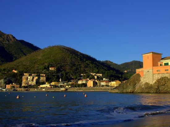 Cavour in Levanto, Italy