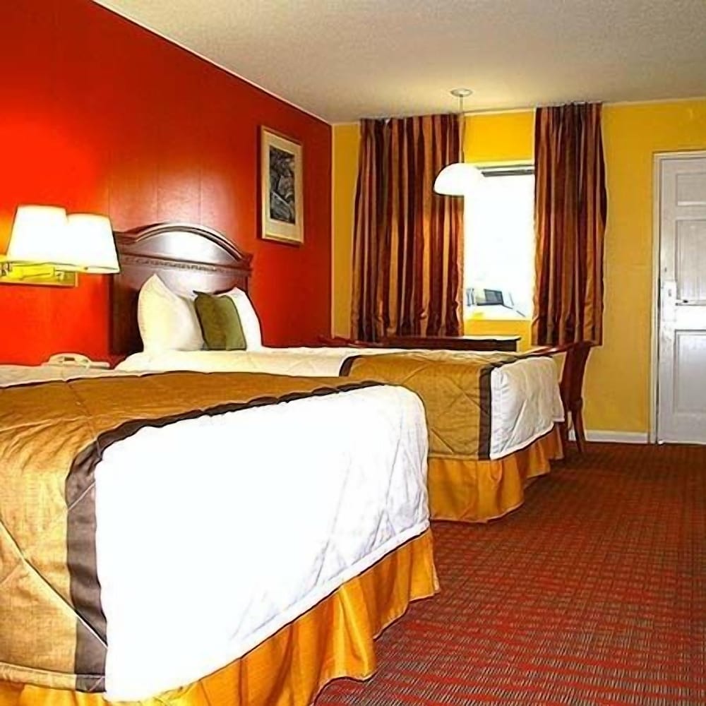 Duffys Motel Calhoun - photo 15