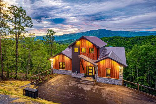 Smoky Mountain Blessings - last minute hotel in Sevierville