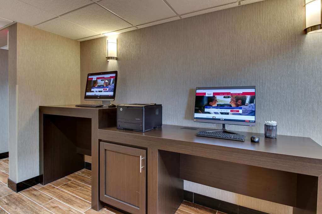 Drury Inn & Suites Poplar Bluff - photo 36