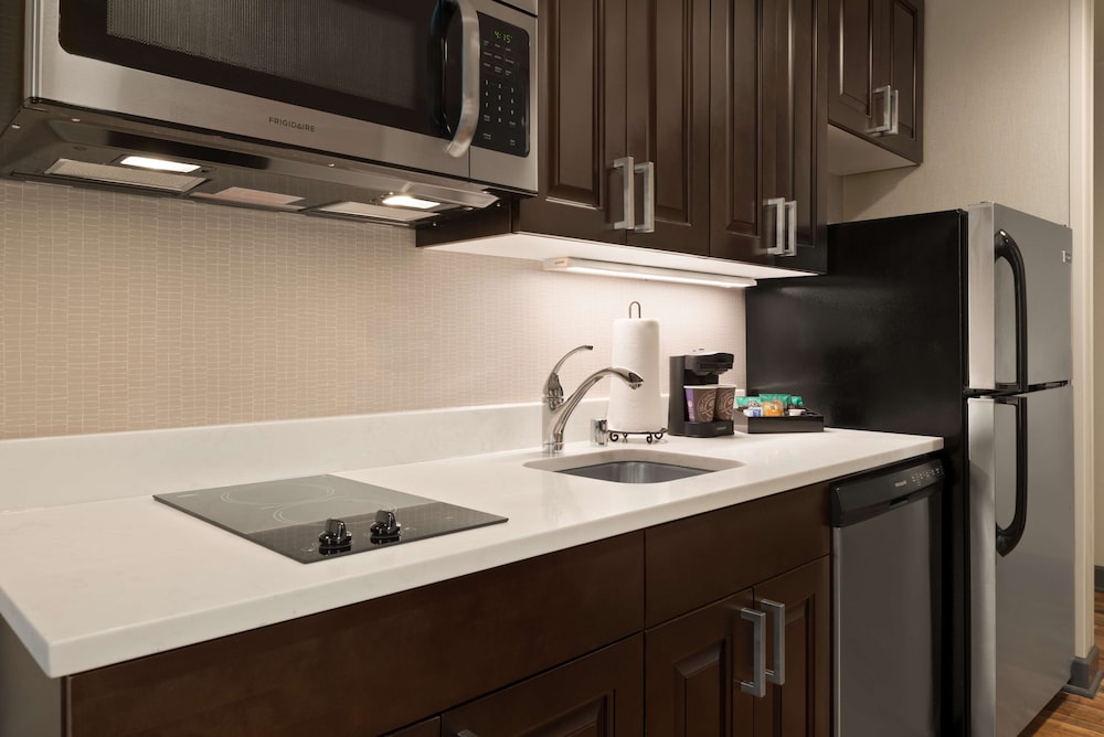 Homewood Suites By Hilton Milwaukee Downtown - photo 13