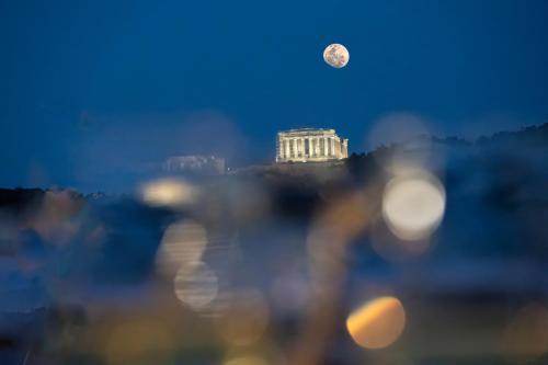 Acropolis Terrace View Apartment — 4-Star Luxury Hotel in Athens, Greece