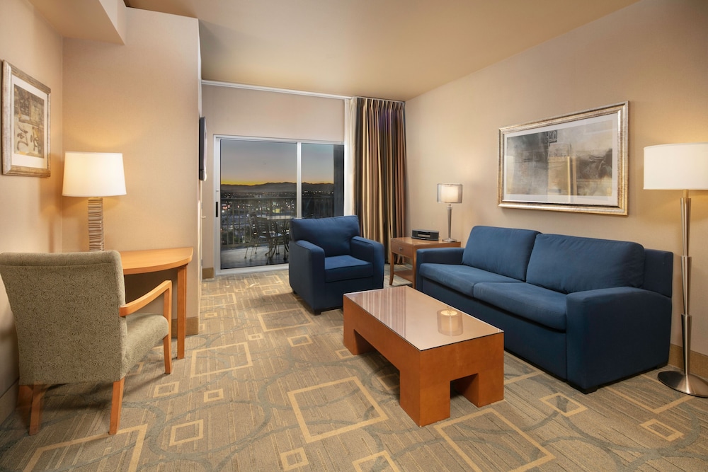 The Platinum Hotel - photo 28