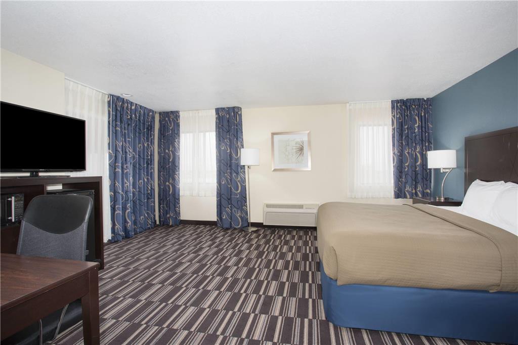 AmericInn by Wyndham Mount Pleasant - photo 21